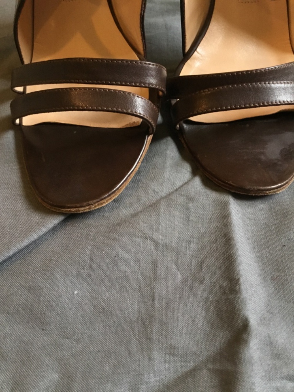 Manolo Blahnik brown leather slingback sandals - Picture 2 of 12